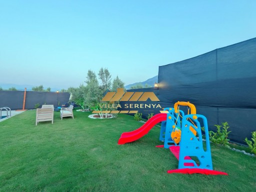 Villa SERENYA