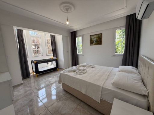 Villa ZENORA
